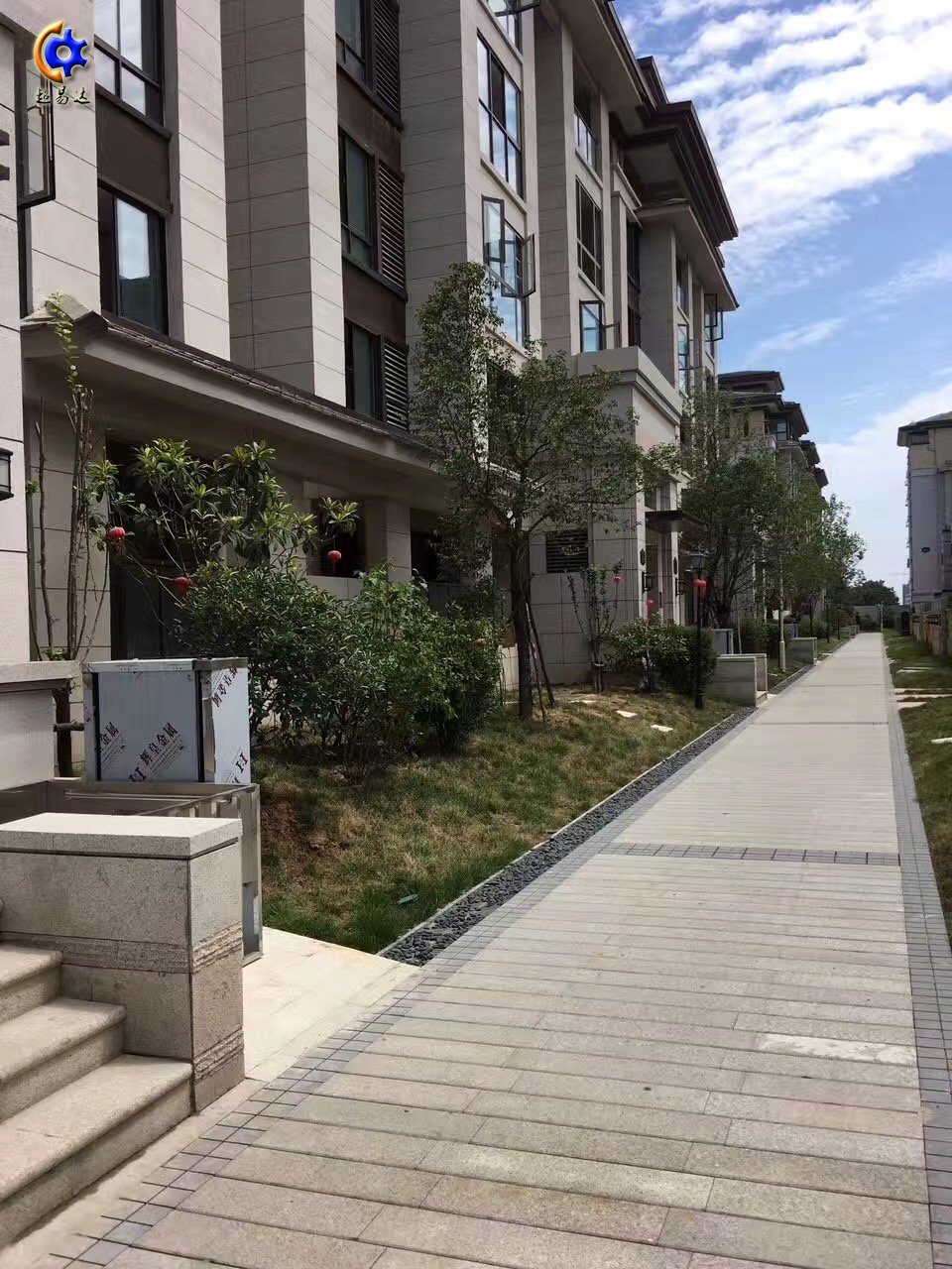 無(wú)障礙升降平臺(tái)